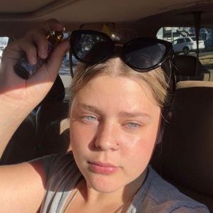 Meet your Posher, Natani